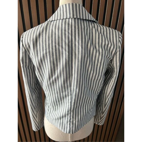 Express stripped blazer short form fitting classy size size 2 Cotton blend - Picture 4 of 7